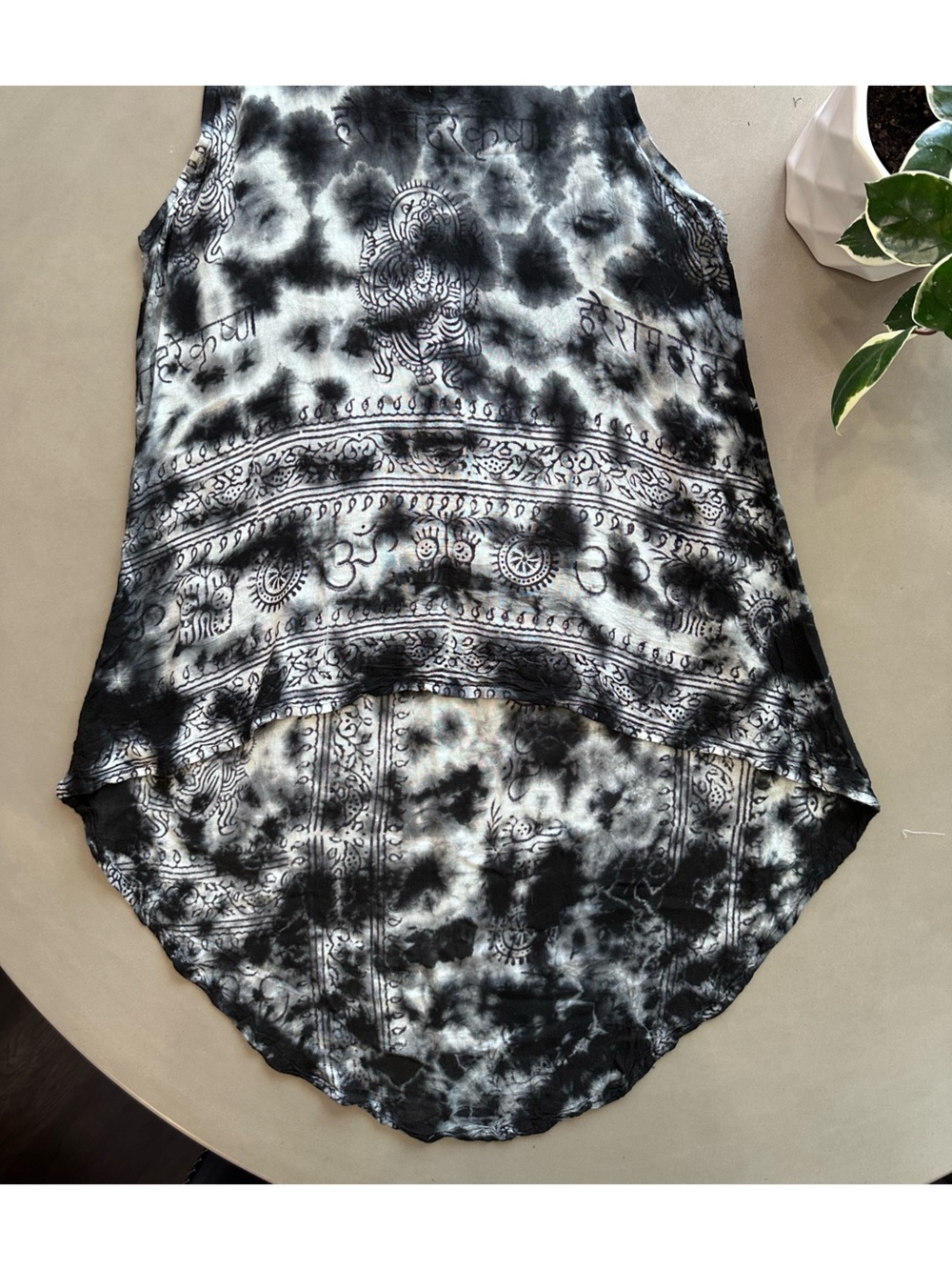 Gauze Tie-Dye Top with Long Back